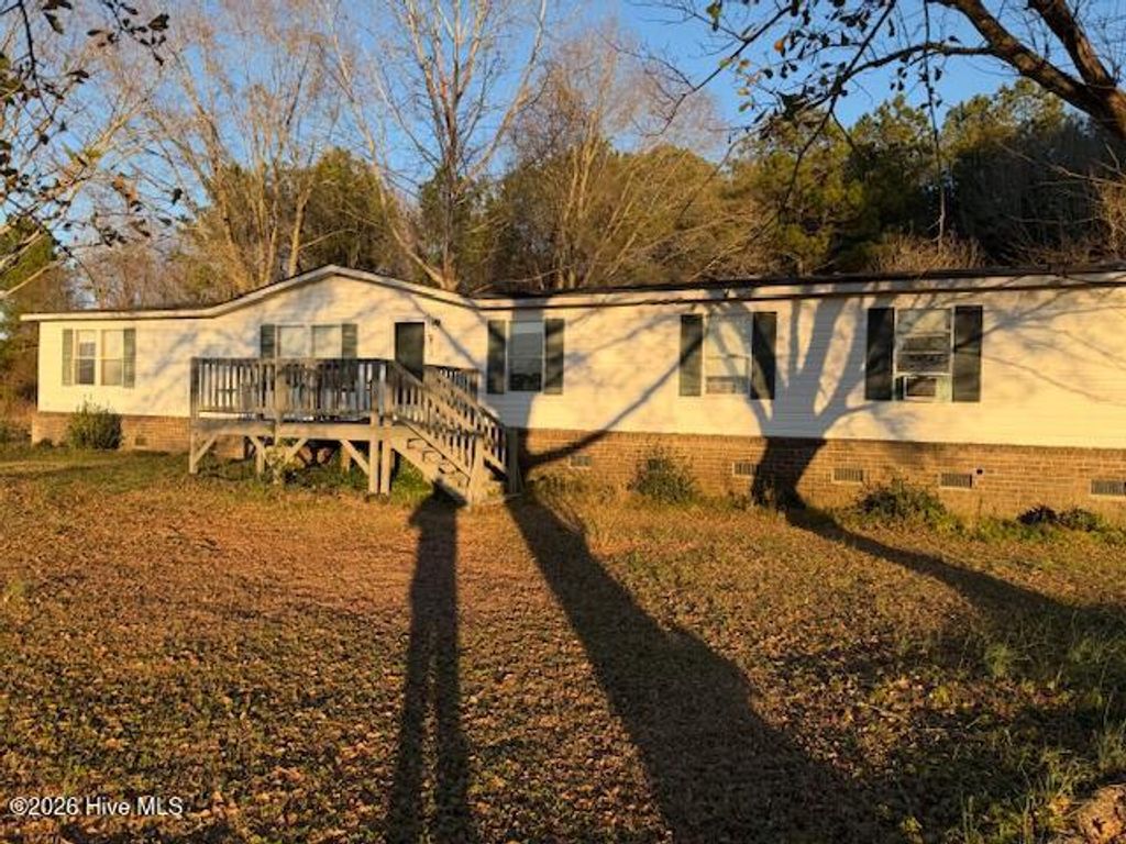 Photo of 243 Magg Smith Road, Pollocksville, NC 28573 (MLS # 100549033)