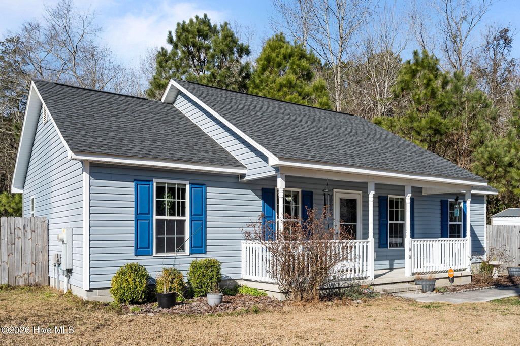 Photo of 100 Joshua Aaron Trail, Richlands, NC 28574 (MLS # 100552556)