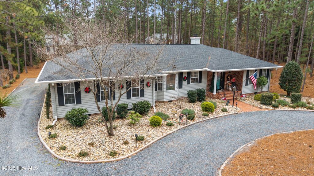 Photo of 247 Longleaf Drive, West End, NC 27376 (MLS # 100546732)
