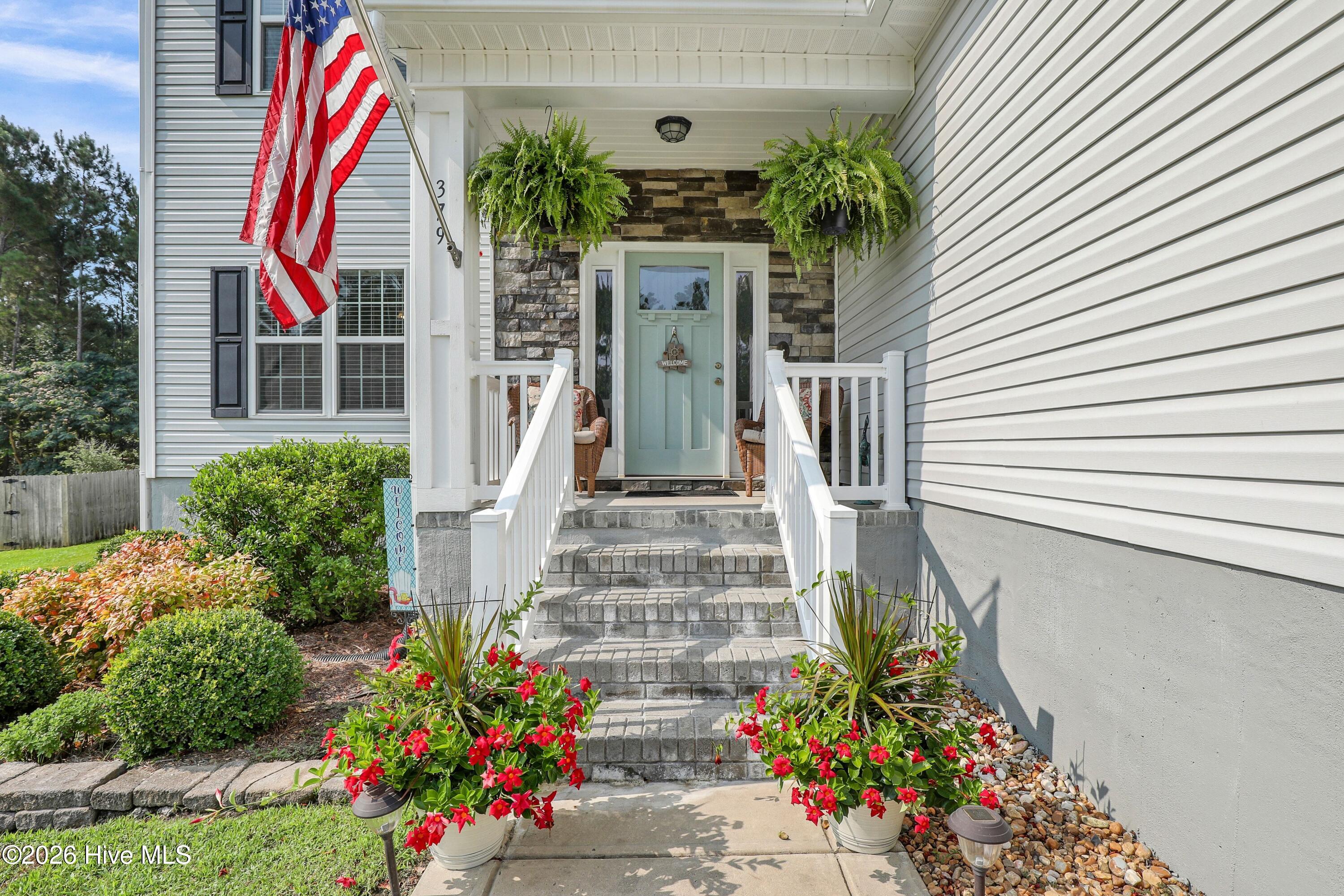 379 W Huckleberry Way