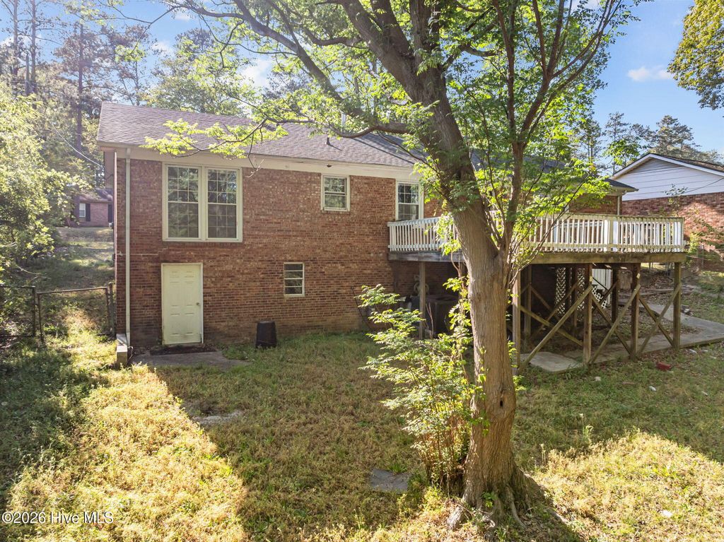 Photo of 5308 Foxfire Road, Fayetteville, NC 28303 (MLS # 100567433)