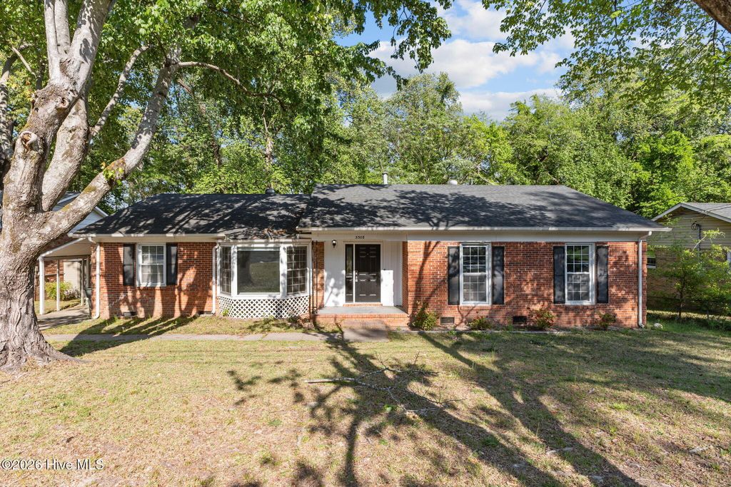 Photo of 5308 Foxfire Road, Fayetteville, NC 28303 (MLS # 100567433)