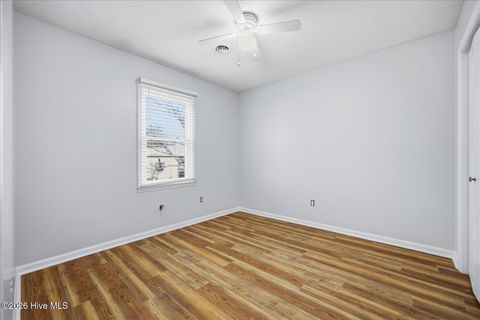 Tiny photo for 2708 S 17th Street #Apt C, Wilmington, NC 28412 (MLS # 100548527)