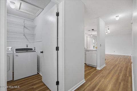 Tiny photo for 2708 S 17th Street #Apt C, Wilmington, NC 28412 (MLS # 100548527)