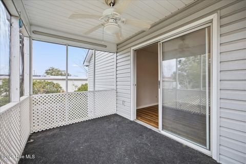 Tiny photo for 2708 S 17th Street #Apt C, Wilmington, NC 28412 (MLS # 100548527)