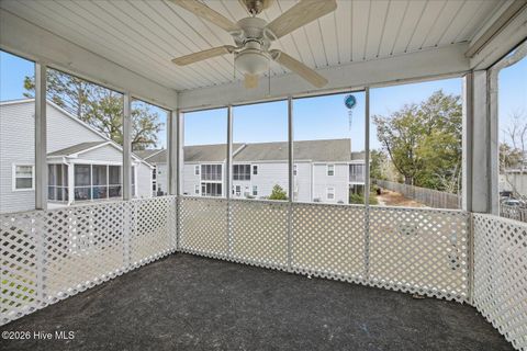 Tiny photo for 2708 S 17th Street #Apt C, Wilmington, NC 28412 (MLS # 100548527)