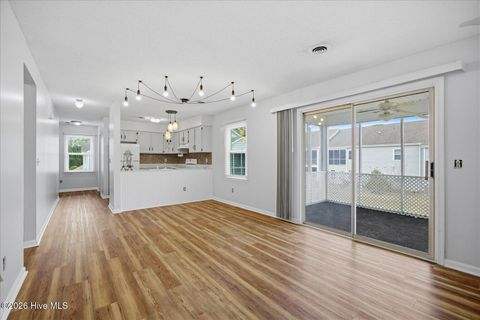 Tiny photo for 2708 S 17th Street #Apt C, Wilmington, NC 28412 (MLS # 100548527)