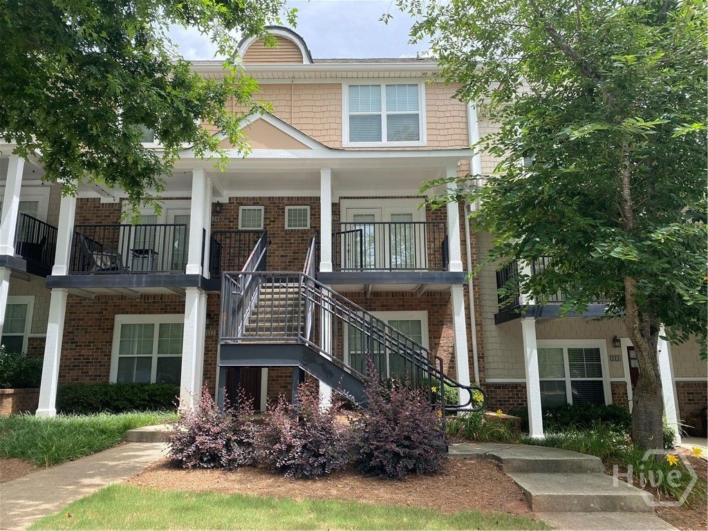 Photo of 1035 Barnett Shoals Road #125, Athens, GA 30605 (MLS # CL346502)