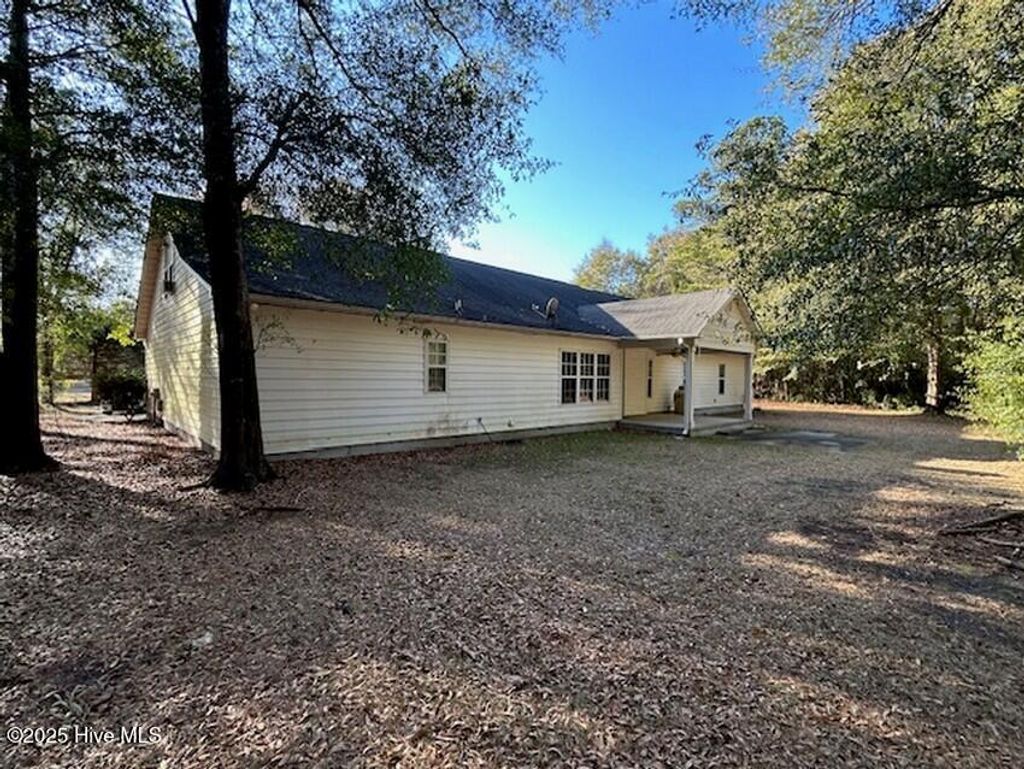 Photo of 4591 Mill Street, Hope Mills, NC 28348 (MLS # 100546816)