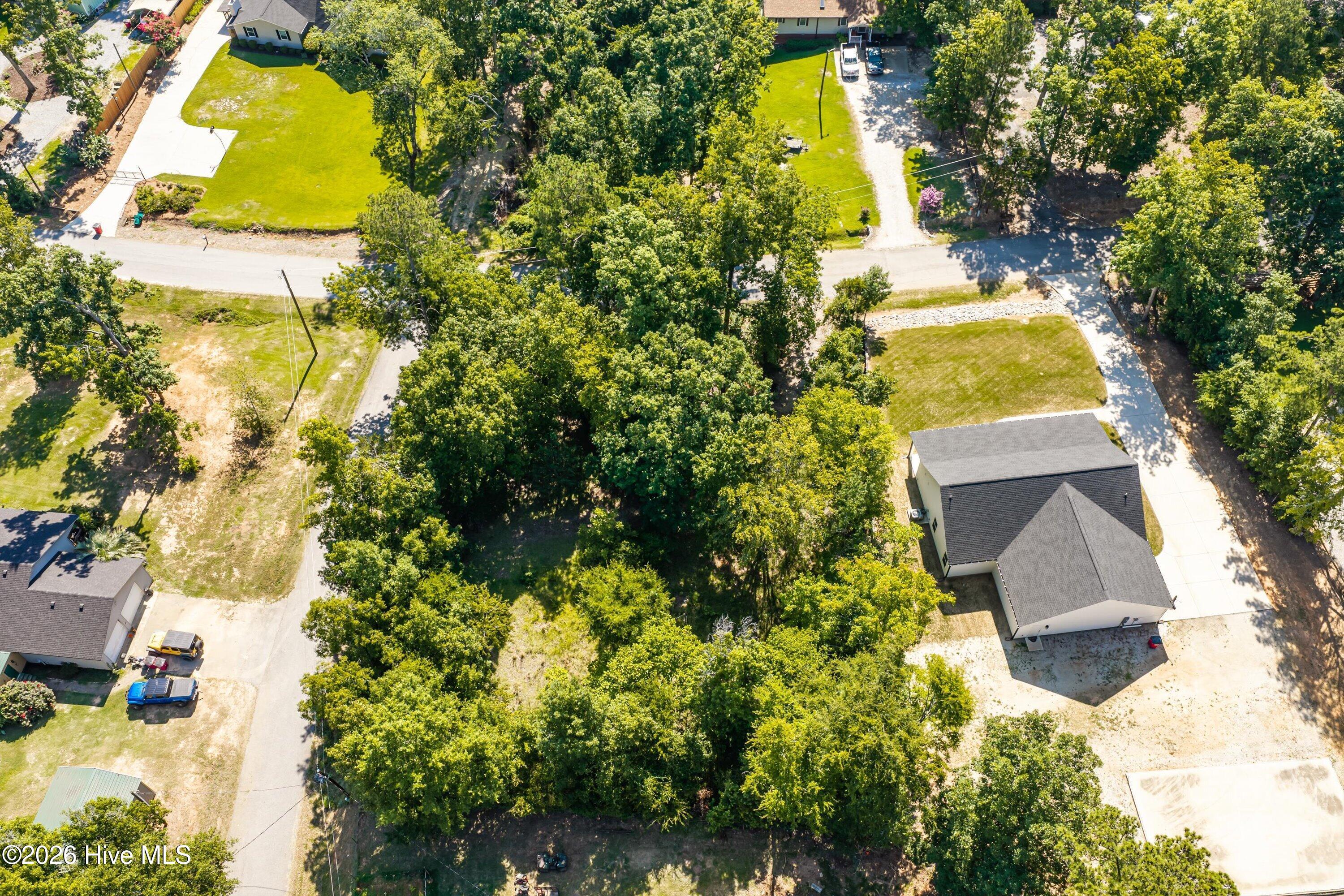 1648 Comanche Circle