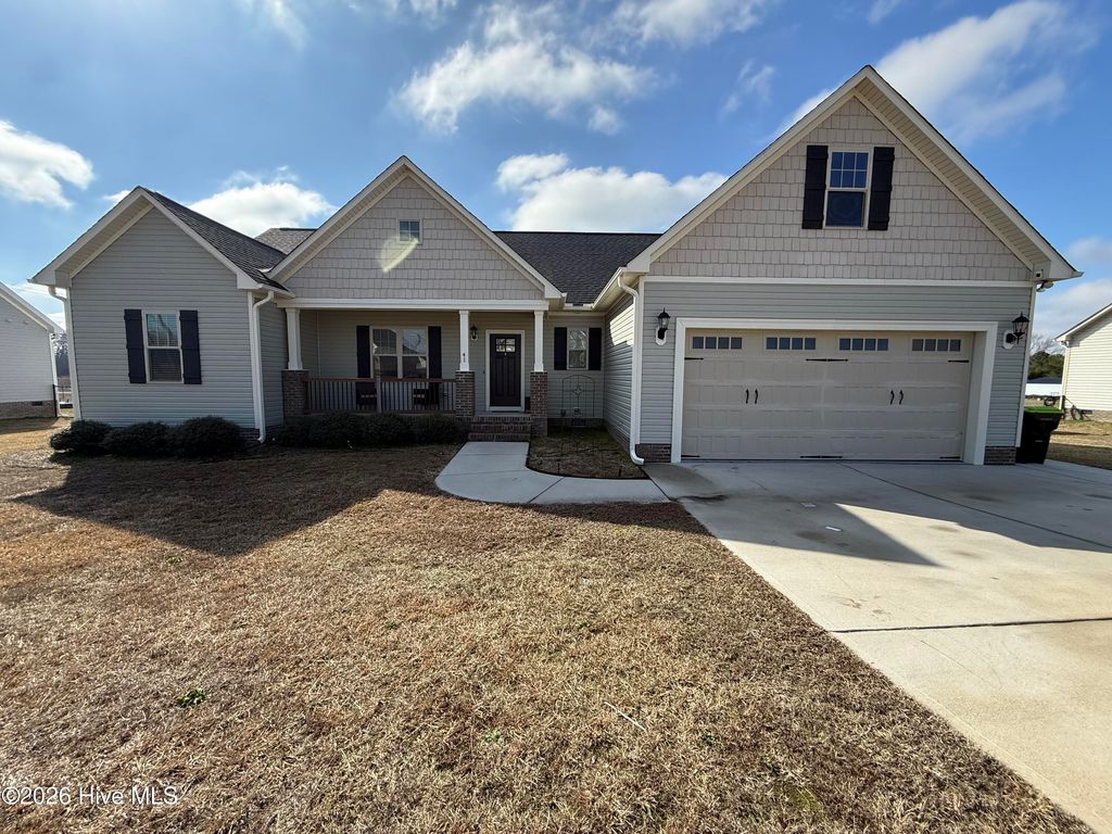 Photo of 41 Clipper Lane, Smithfield, NC 27577 (MLS # 100558818)