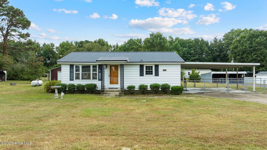 Photo of 1242 Stoney Creek Church Road, Goldsboro, NC 27534 (MLS # 100530890)