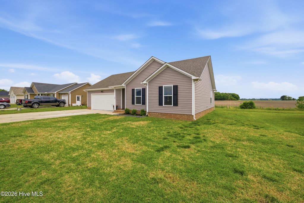 Photo of 210 Nugget Trail, Elizabeth City, NC 27909 (MLS # 100572296)