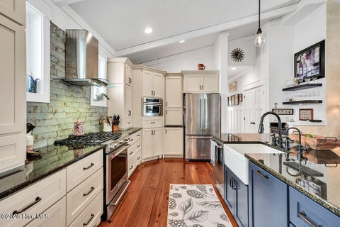 Tiny photo for 506 Quarter Master Drive, Southport, NC 28461 (MLS # 100611322)