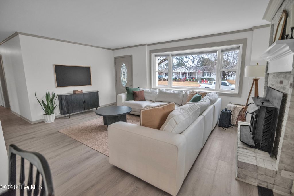 Photo of 719 Page Drive, Jacksonville, NC 28540 (MLS # 100547879)