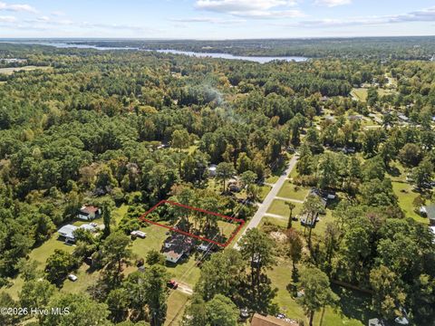 Tiny photo for 105 Kings Parkway, Hubert, NC 28539 (MLS # 100577765)