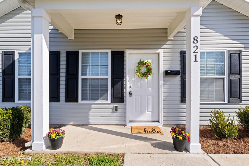 Photo of 821 S 5th Street, Smithfield, NC 27577 (MLS # 100558280)