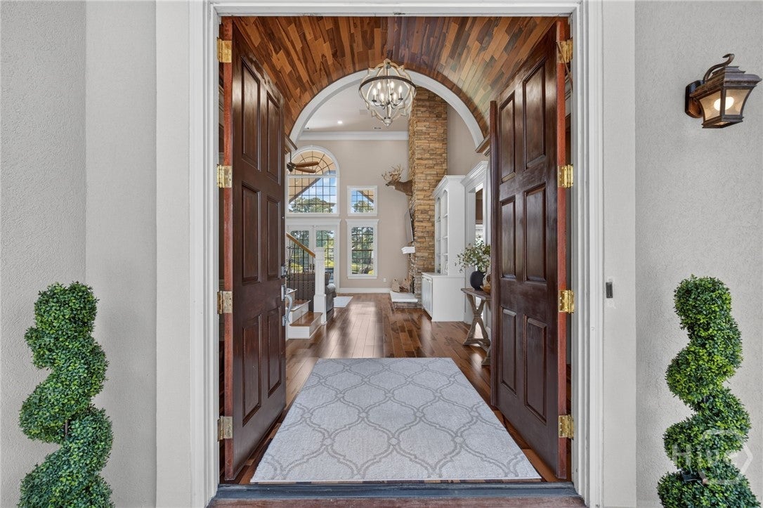18 White Oak Bluff