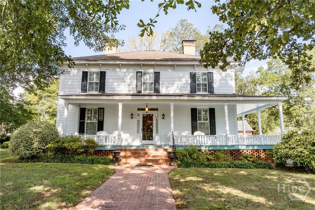 Photo of 174 Cherry Street, Commerce, GA 30529 (MLS # CL351007)