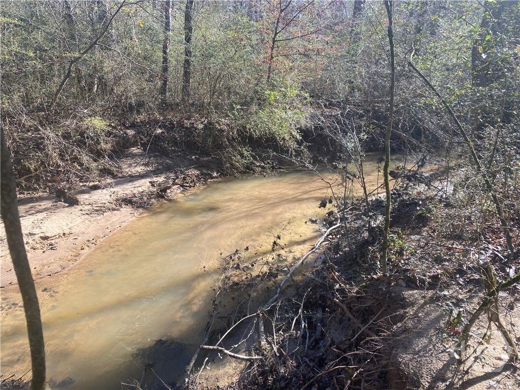 Photo of 348 Kent Rock Road, Loganville, GA 30052 (MLS # CL346501)