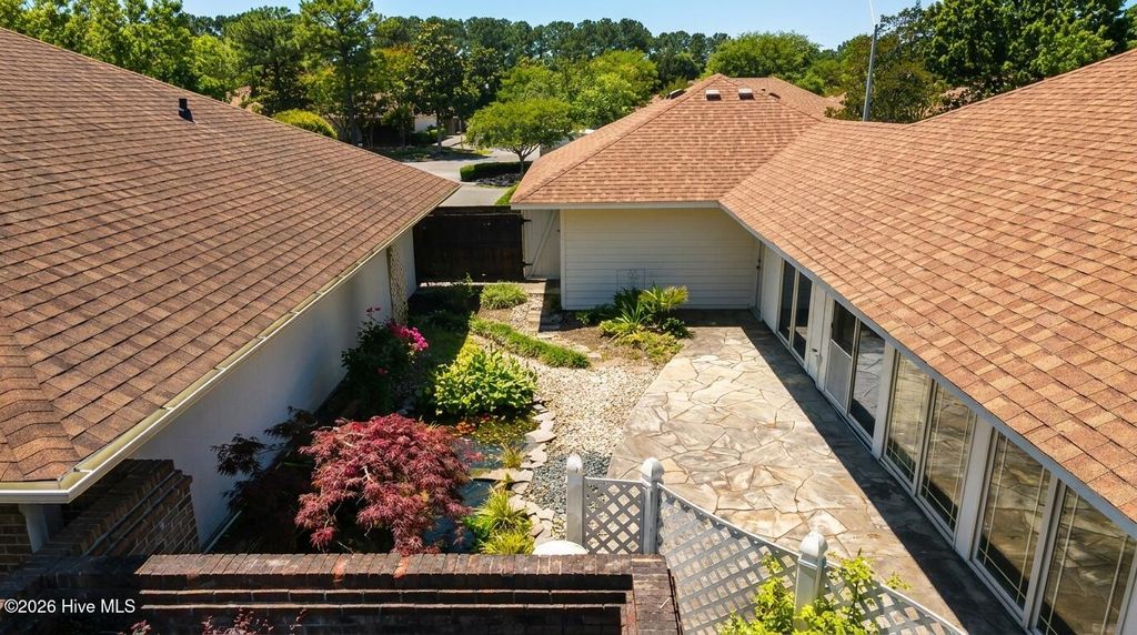 Photo of 928 Summerlin Falls Court, Wilmington, NC 28412 (MLS # 100574716)