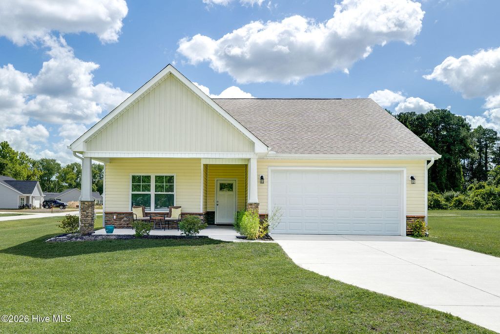 Photo of 132 Lacarol Street, Rose Hill, NC 28458 (MLS # 100574989)