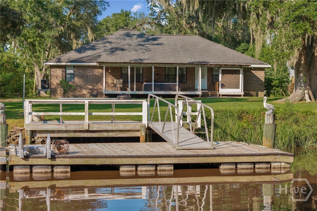 120 Pinetree Road