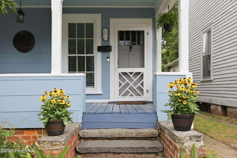 Tiny photo for 122 E 2nd Street, Washington, NC 27889 (MLS # 100590971)