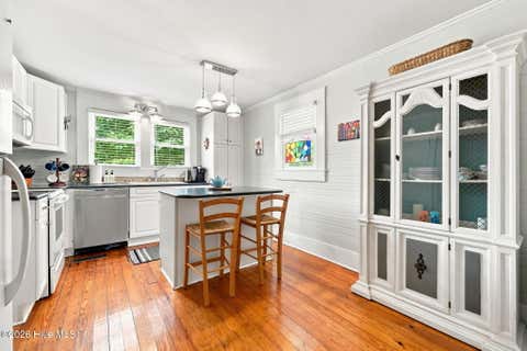 Tiny photo for 122 E 2nd Street, Washington, NC 27889 (MLS # 100590971)