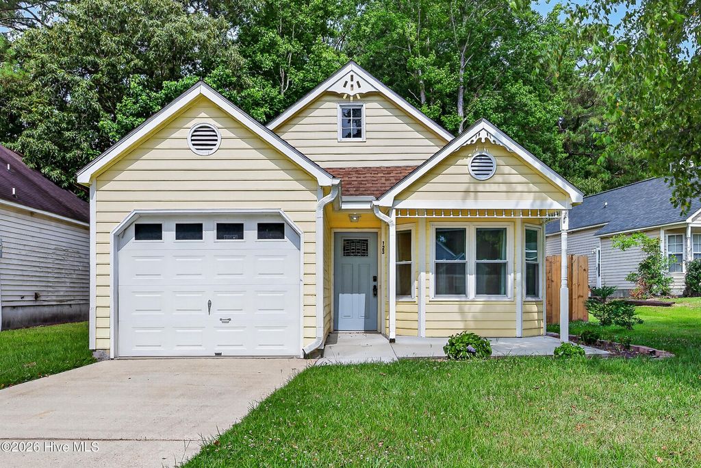 Photo of 123 Basswood Court, Jacksonville, NC 28546 (MLS # 100580891)