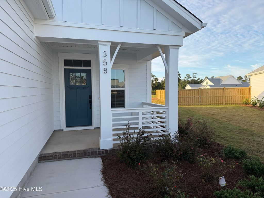 Photo of 358 Bluebird Lane, Hampstead, NC 28443 (MLS # 100493805)