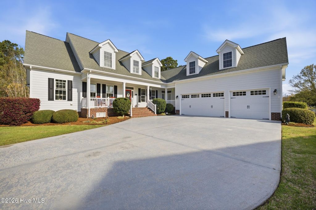Photo of 112 Randolph Loop N, Hertford, NC 27944 (MLS # 100559125)