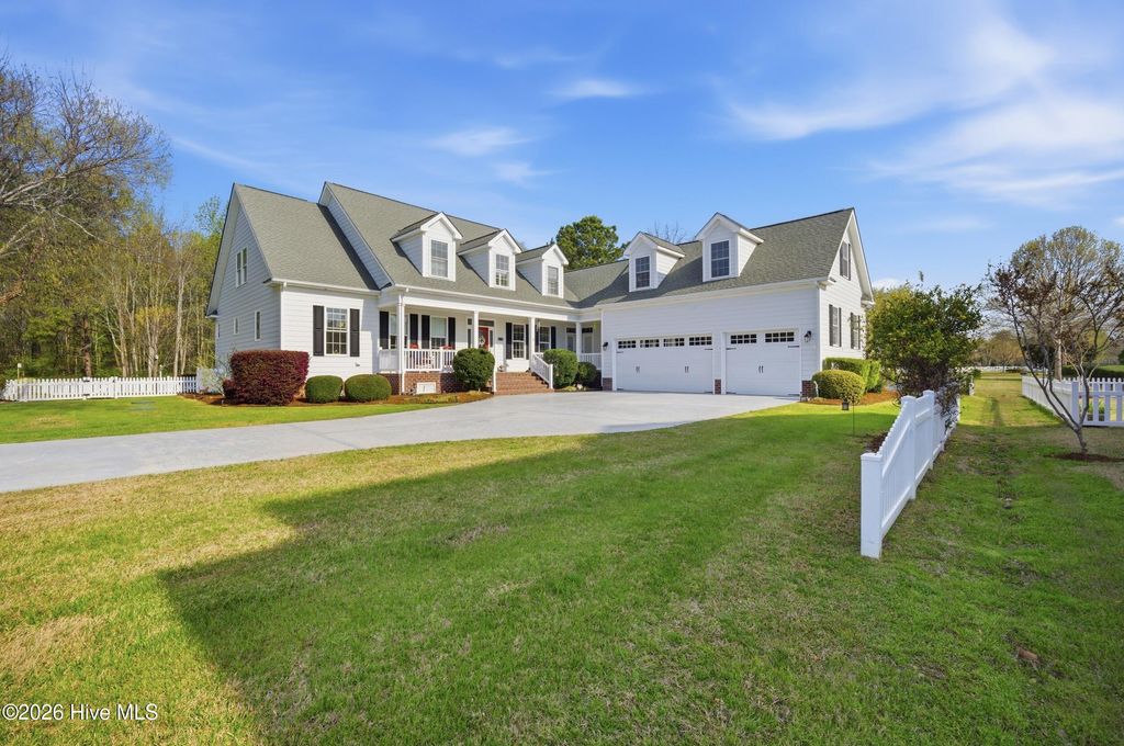 Photo of 112 Randolph Loop N, Hertford, NC 27944 (MLS # 100559125)