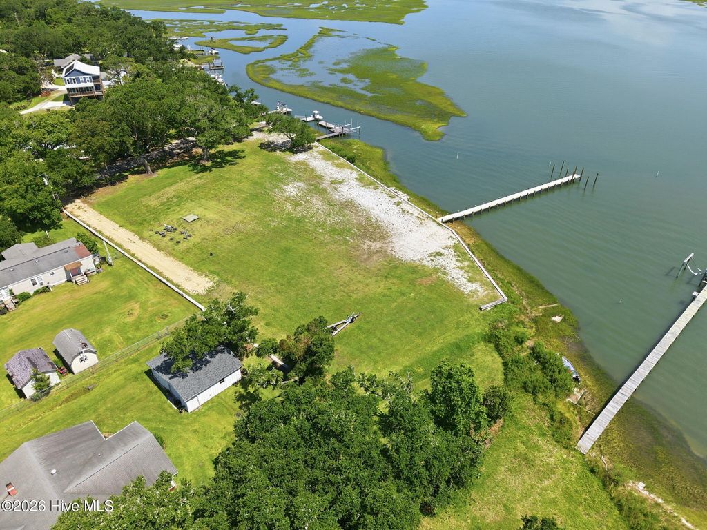 Photo of 184 Lennoxville Point Road, Beaufort, NC 28516 (MLS # 100586519)