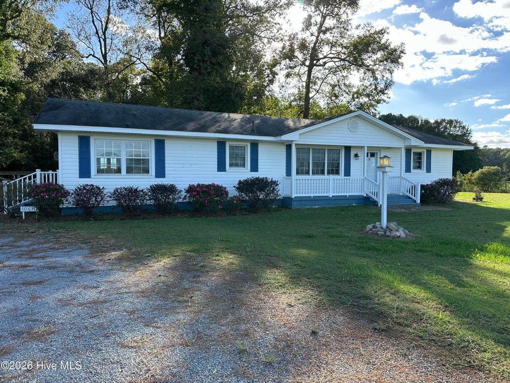 Photo of 10630 N Nc 92 Highway E, Bath, NC 27808 (MLS # 100611343)