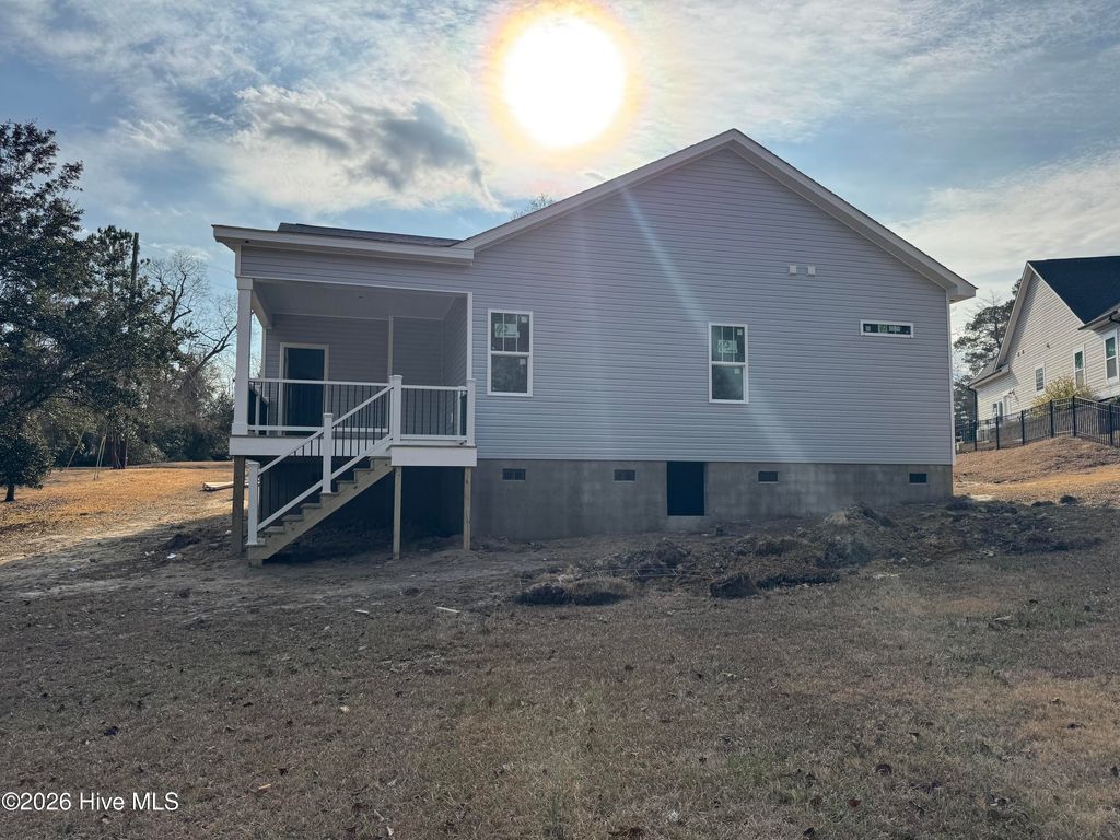 Photo of 912 Greenway Drive, Jacksonville, NC 28546 (MLS # 100546114)