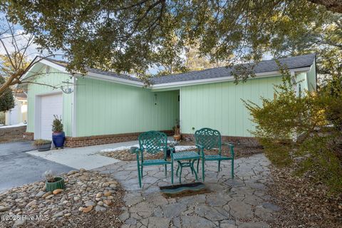 119 Mcginnis Drive Pine Knoll Shores NC 28512