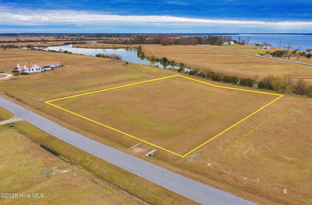 Photo of 189 Bald Eagle Pointe Drive, Hertford, NC 27944 (MLS # 100578407)