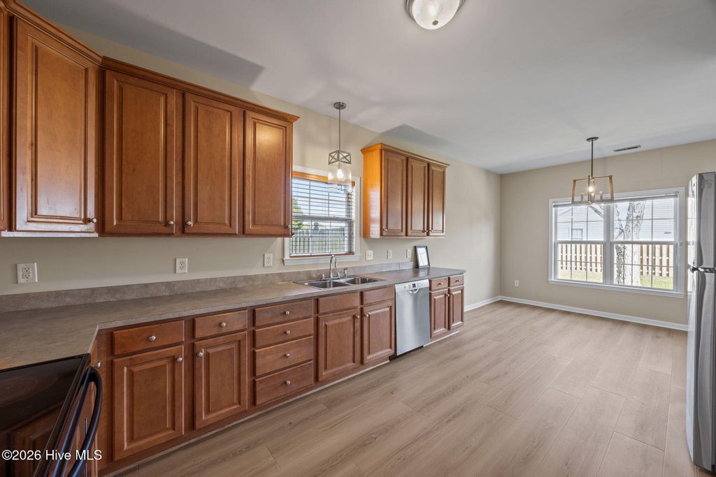 Photo of 102 Blackheath Drive, New Bern, NC 28560 (MLS # 100552794)
