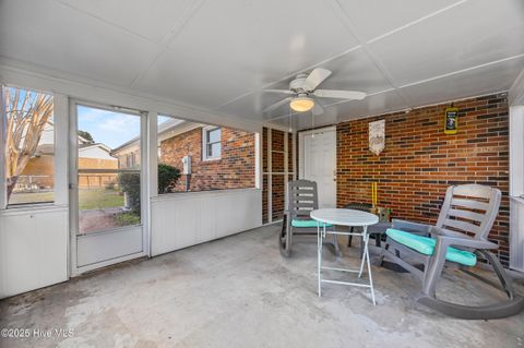 Tiny photo for 603 Oakwood Avenue, Jacksonville, NC 28546 (MLS # 100546474)