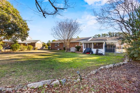 Tiny photo for 603 Oakwood Avenue, Jacksonville, NC 28546 (MLS # 100546474)