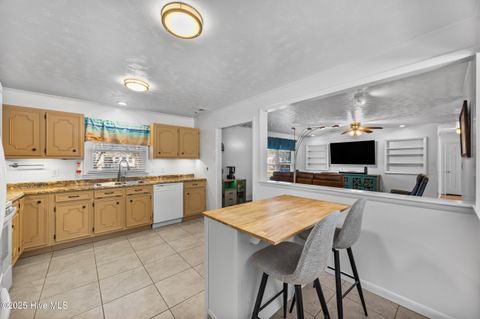 Tiny photo for 603 Oakwood Avenue, Jacksonville, NC 28546 (MLS # 100546474)