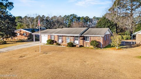 Tiny photo for 603 Oakwood Avenue, Jacksonville, NC 28546 (MLS # 100546474)