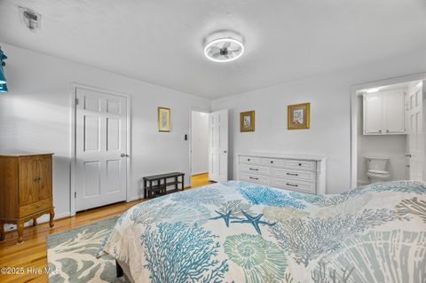 Tiny photo for 603 Oakwood Avenue, Jacksonville, NC 28546 (MLS # 100546474)