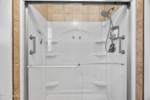 Tiny photo for 603 Oakwood Avenue, Jacksonville, NC 28546 (MLS # 100546474)