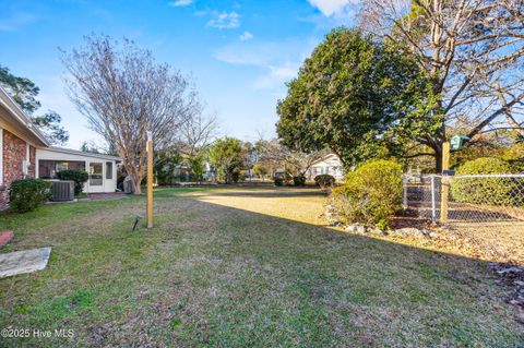 Tiny photo for 603 Oakwood Avenue, Jacksonville, NC 28546 (MLS # 100546474)