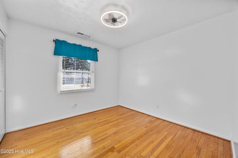 Tiny photo for 603 Oakwood Avenue, Jacksonville, NC 28546 (MLS # 100546474)