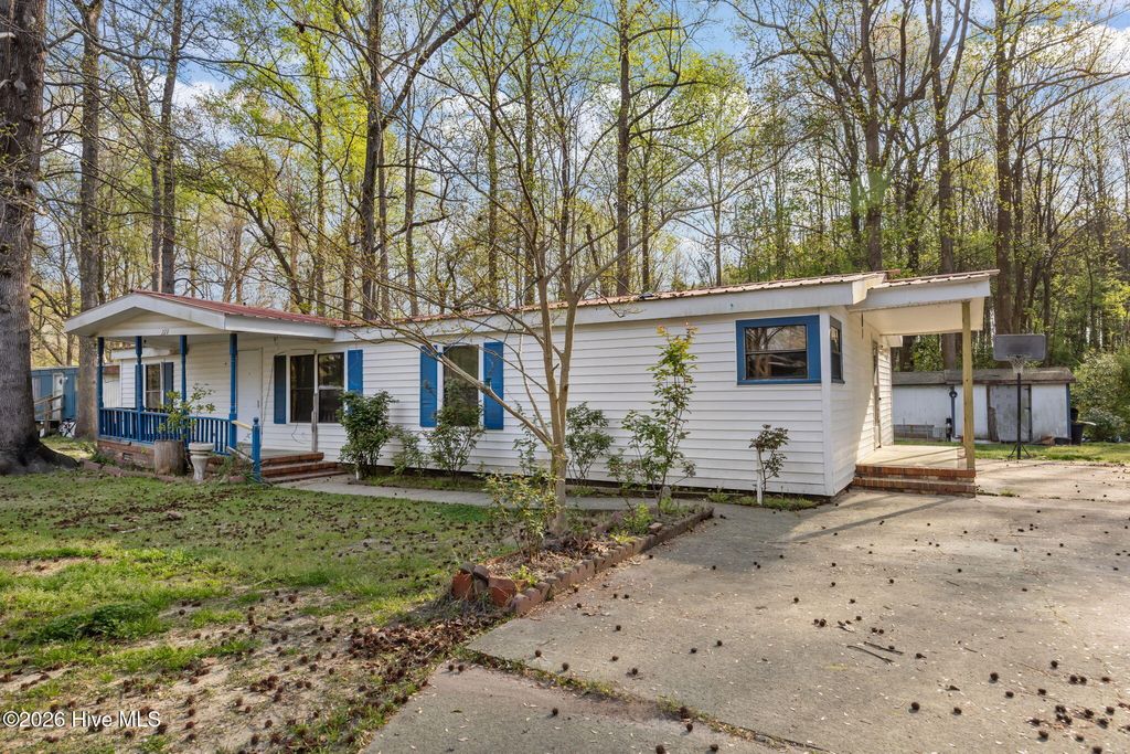 Photo of 2211 Beechnut Drive, Kinston, NC 28504 (MLS # 100563209)