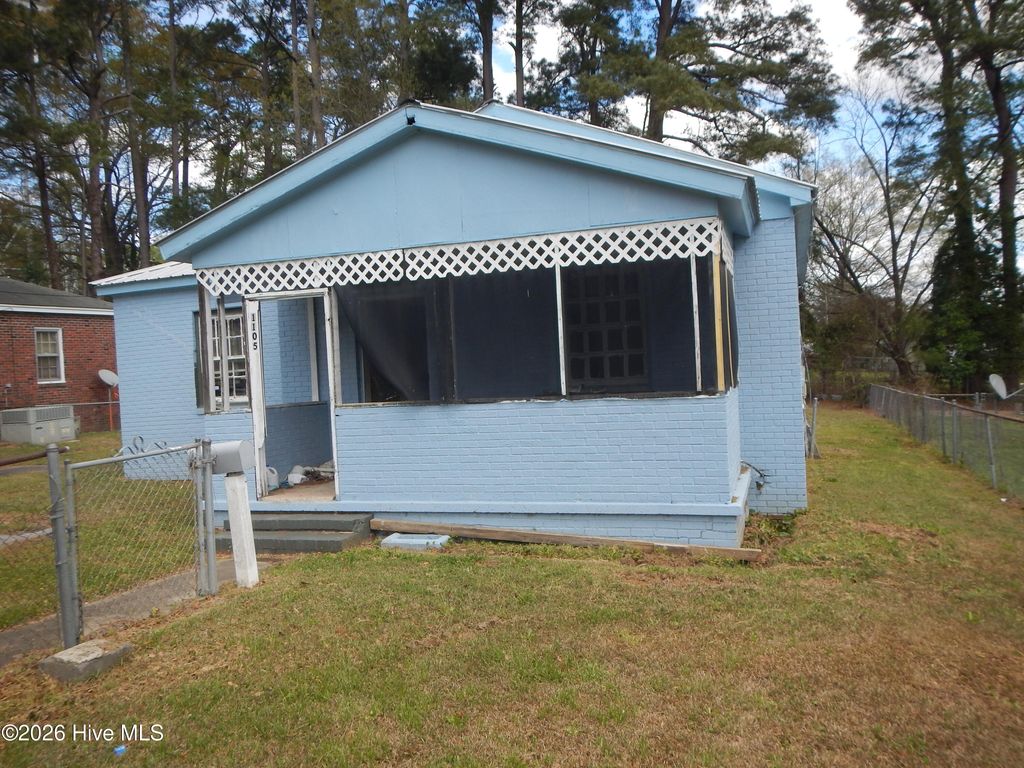 Photo of 1105 N East Street, Kinston, NC 28501 (MLS # 100565314)