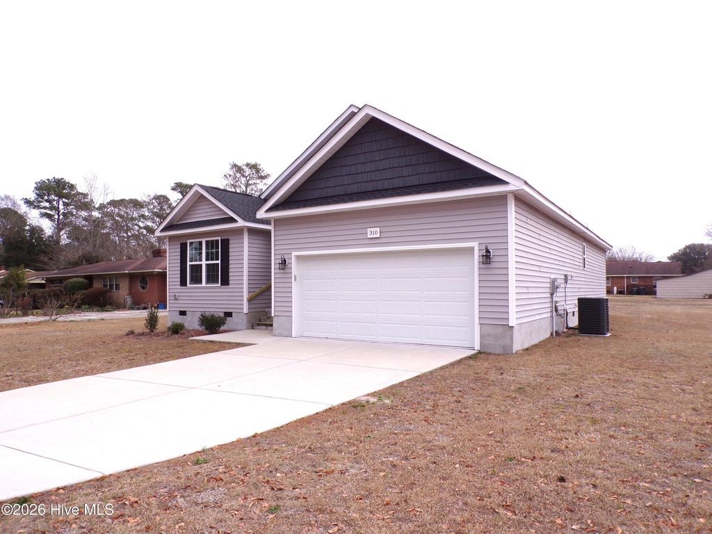 Photo of 310 Green Drive, Goldsboro, NC 27534 (MLS # 100561457)